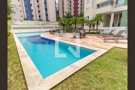 Apartamento à venda com 146m², 3 quartos e 4 vagasÁrea comum - Piscina