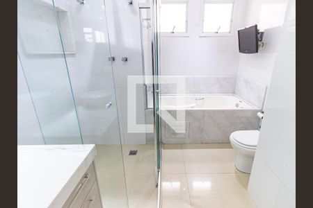 Apartamento à venda com 146m², 3 quartos e 4 vagasBanheiro da Suíte 3