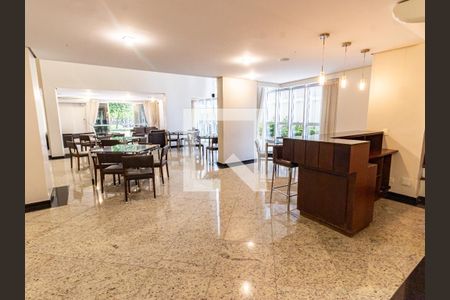 Apartamento à venda com 146m², 3 quartos e 4 vagasÁrea comum - Salão de festas