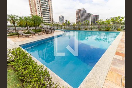 Apartamento à venda com 146m², 3 quartos e 4 vagasÁrea comum - Piscina