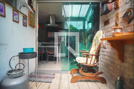 Casa à venda com 270m², 3 quartos e 1 vaga Casa à venda com 270m², 3 quartos e 1 vagaEspaço Gourmet
