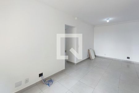 Sala de apartamento à venda com 3 quartos, 58m² em Jardim do Lago Continuacao, Campinas