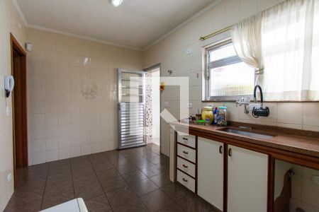 Casa para alugar com 200m², 2 quartos e 3 vagas Casa para alugar com 200m², 2 quartos e 3 vagasCozinha