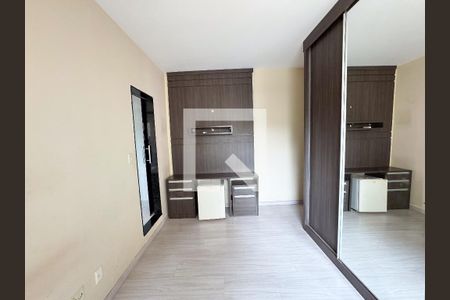 Casa à venda com 191m², 3 quartos e 2 vagasQuarto 2