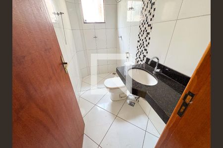 Casa à venda com 191m², 3 quartos e 2 vagasBanheiro de Serviço