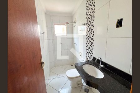 Casa à venda com 191m², 3 quartos e 2 vagasBanheiro de Serviço