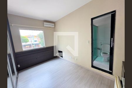 Casa à venda com 191m², 3 quartos e 2 vagasQuarto 2