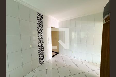 Casa à venda com 191m², 3 quartos e 2 vagasCozinha
