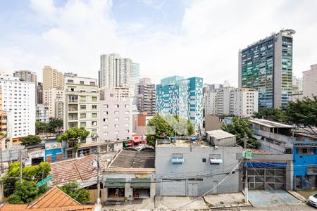 Apartamento à venda com 37m², 2 quartos e sem vaga Apartamento à venda com 37m², 2 quartos e sem vagaVista