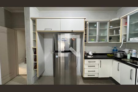 Casa à venda com 300m², 6 quartos e 4 vagasCozinha
