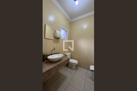 Casa à venda com 300m², 6 quartos e 4 vagasLavabo 2