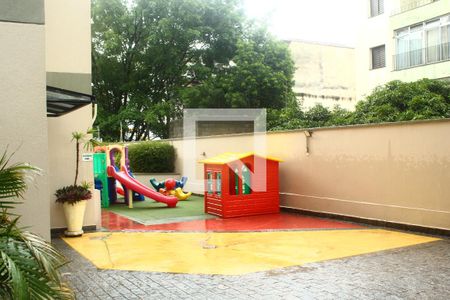 Apartamento à venda com 130m², 3 quartos e 2 vagasÁrea comum - Playground