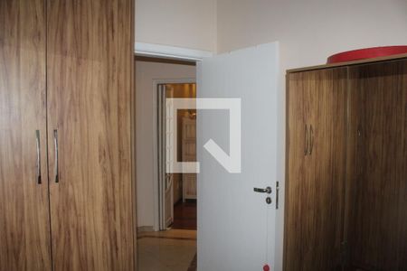 Apartamento à venda com 130m², 3 quartos e 2 vagasQuarto 2