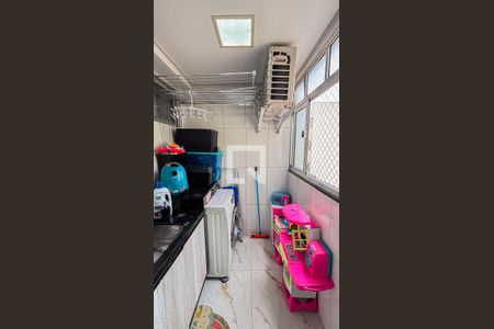 Apartamento à venda com 64m², 3 quartos e 1 vaga Apartamento à venda com 64m², 3 quartos e 1 vagaÁrea de Serviço