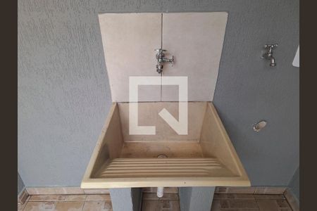 Casa à venda com 80m², 2 quartos e 1 vaga Casa à venda com 80m², 2 quartos e 1 vagaÁrea de Serviço