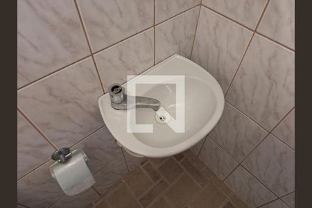 Casa à venda com 80m², 2 quartos e 1 vaga Casa à venda com 80m², 2 quartos e 1 vagaBanheiro de serviço