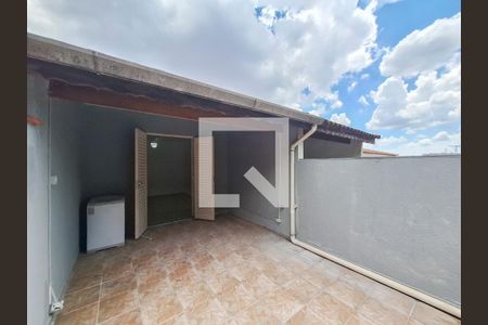 Casa à venda com 80m², 2 quartos e 1 vaga Casa à venda com 80m², 2 quartos e 1 vagaVaranda Quarto 2