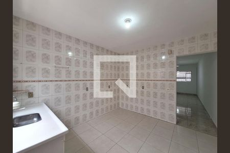 Casa à venda com 80m², 2 quartos e 1 vaga Casa à venda com 80m², 2 quartos e 1 vagaCozinha