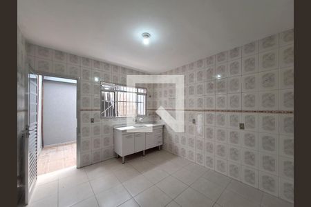 Casa à venda com 80m², 2 quartos e 1 vaga Casa à venda com 80m², 2 quartos e 1 vagaCozinha