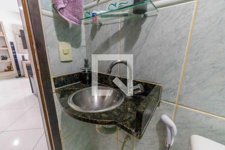 Apartamento à venda com 160m², 3 quartos e 1 vaga Apartamento à venda com 160m², 3 quartos e 1 vagaBanheiro Social