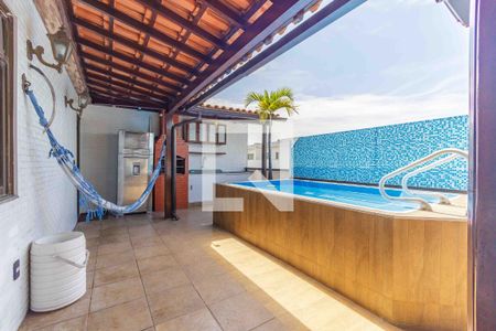 Apartamento à venda com 160m², 3 quartos e 1 vaga Apartamento à venda com 160m², 3 quartos e 1 vagaCobertura