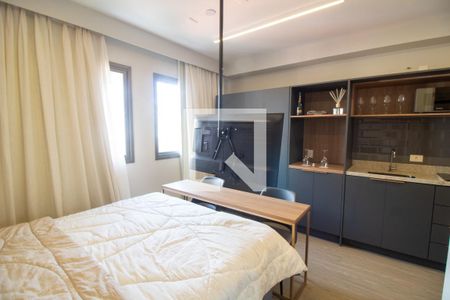 Sala / Quarto - Studio de kitnet/studio à venda com 1 quarto, 25m² em Santo Amaro, São Paulo