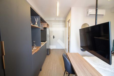 Sala / Quarto - Studio de kitnet/studio à venda com 1 quarto, 25m² em Santo Amaro, São Paulo