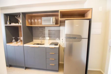 Cozinha de kitnet/studio à venda com 1 quarto, 25m² em Santo Amaro, São Paulo