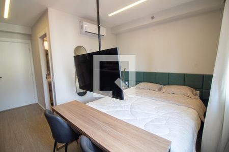 Sala / Quarto - Studio de kitnet/studio à venda com 1 quarto, 25m² em Santo Amaro, São Paulo