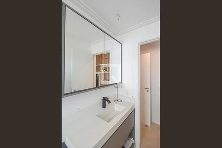 Apartamento à venda com 96m², 3 quartos e 2 vagas Apartamento à venda com 96m², 3 quartos e 2 vagasBanheiro da Suíte
