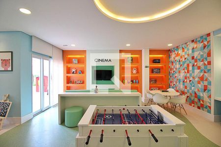 Apartamento à venda com 96m², 3 quartos e 2 vagas Apartamento à venda com 96m², 3 quartos e 2 vagasCinema