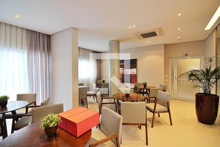 Apartamento à venda com 96m², 3 quartos e 2 vagas Apartamento à venda com 96m², 3 quartos e 2 vagasÁrea comum - Salão de festas