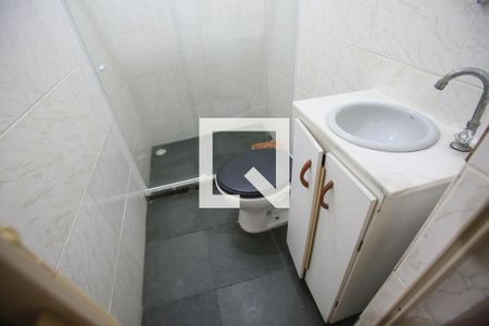 Casa à venda com 200m², 3 quartos e 2 vagasCasa1 Banheiro da Suíte 2