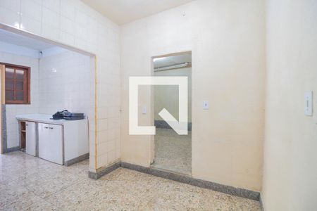Casa à venda com 200m², 3 quartos e 2 vagasCasa 2 Quarto 2
