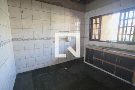 Casa à venda com 200m², 3 quartos e 2 vagasCasa 1 Cozinha