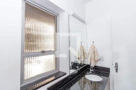 Casa à venda com 350m², 4 quartos e 4 vagasBanheiro