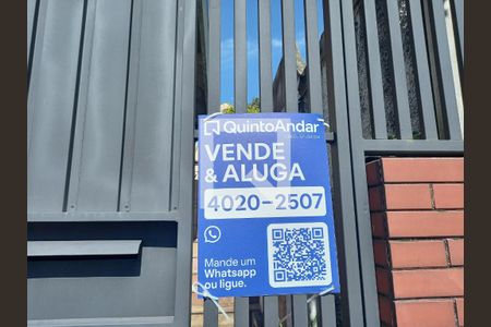 Casa à venda com 350m², 4 quartos e 4 vagasPlaca