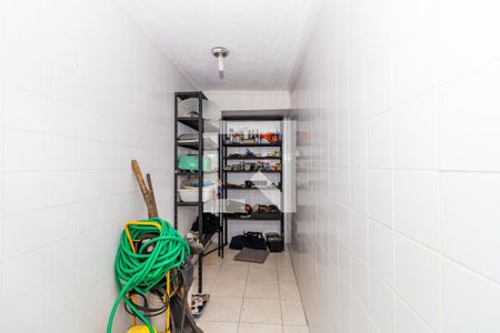 Casa à venda com 350m², 4 quartos e 4 vagasÁrea de Serviço Inferior