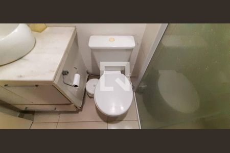 Apartamento para alugar com 57m², 2 quartos e 1 vaga Apartamento para alugar com 57m², 2 quartos e 1 vagaBanheiro da Suíte