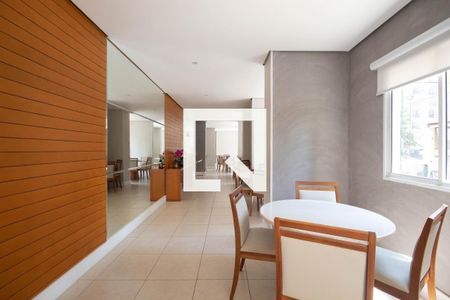 Apartamento para alugar com 57m², 2 quartos e 1 vaga Apartamento para alugar com 57m², 2 quartos e 1 vagaÁrea comum - Salão de festas