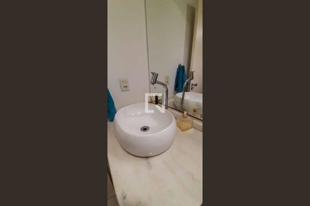 Apartamento para alugar com 57m², 2 quartos e 1 vaga Apartamento para alugar com 57m², 2 quartos e 1 vagaBanheiro da Suíte