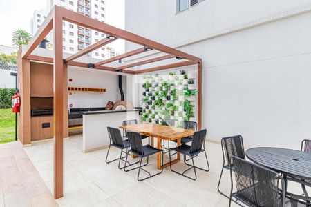 Apartamento para alugar com 41m², 2 quartos e 1 vaga Apartamento para alugar com 41m², 2 quartos e 1 vagaÁrea comum - Churrasqueira