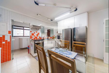 Apartamento à venda com 176m², 3 quartos e 3 vagasCozinha 