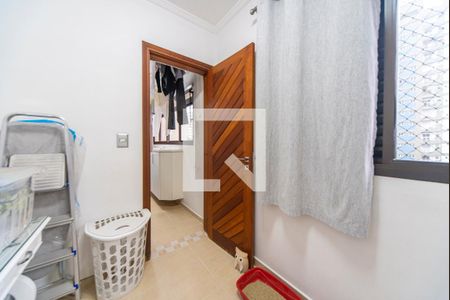 Apartamento à venda com 176m², 3 quartos e 3 vagasQuarto de Serviço 