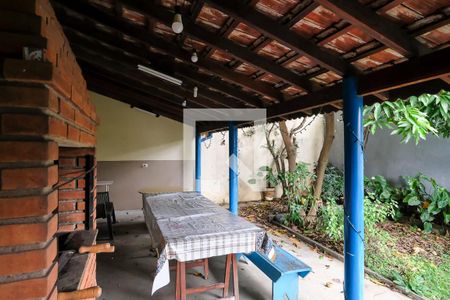 Casa à venda com 10m², 2 quartos e 1 vagaQuintal