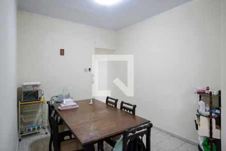 Casa à venda com 10m², 2 quartos e 1 vagaSala de jantar