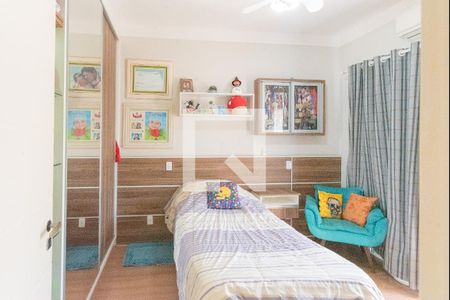 Casa de condomínio para alugar com 317m², 4 quartos e 4 vagasSuíte 3