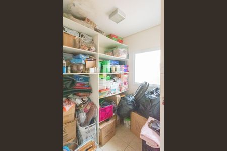 Casa de condomínio para alugar com 317m², 4 quartos e 4 vagasQuarto de Serviço