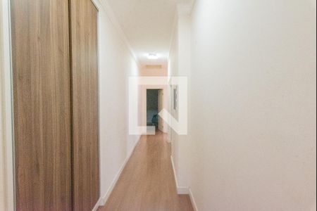 Casa de condomínio para alugar com 317m², 4 quartos e 4 vagasCorredor