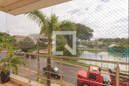 Casa de condomínio para alugar com 317m², 4 quartos e 4 vagasVaranda da Suíte  1